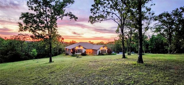 167 Madison 6093, Huntsville, AR 72740