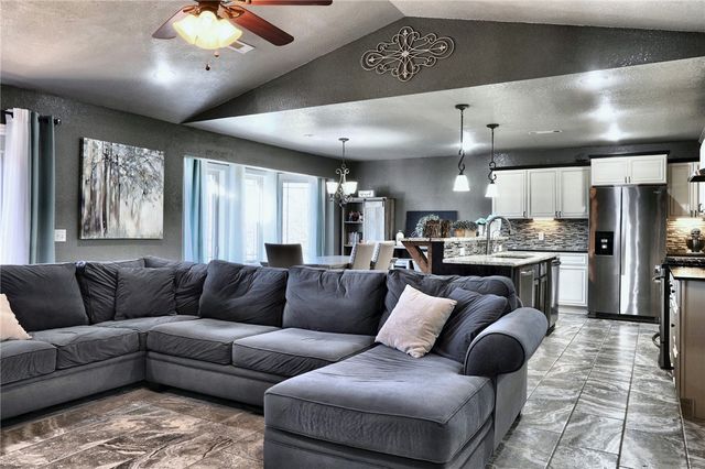 167 Madison 6093, Huntsville, AR 72740