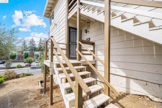 100 Carolina St, Vallejo, CA 94590