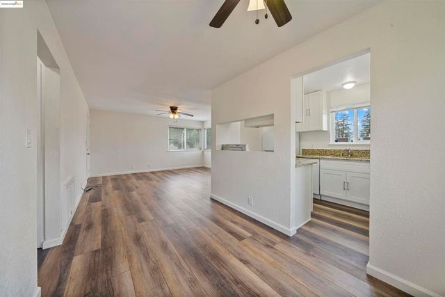 100 Carolina St, Vallejo, CA 94590