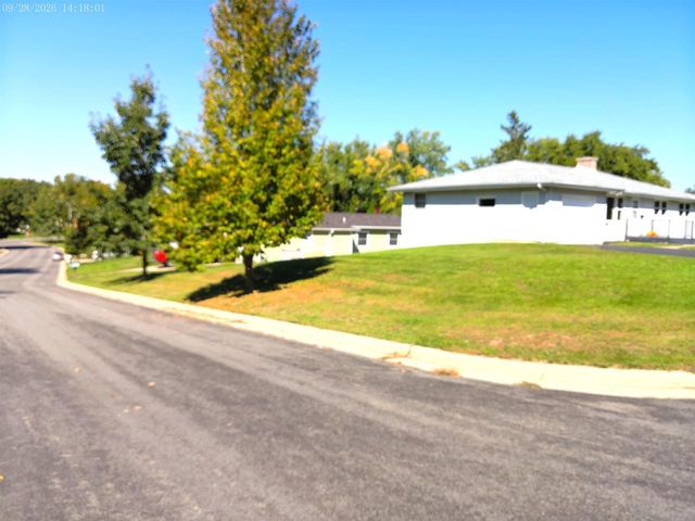 202 SUNSET Drive, Deforest, WI 53532