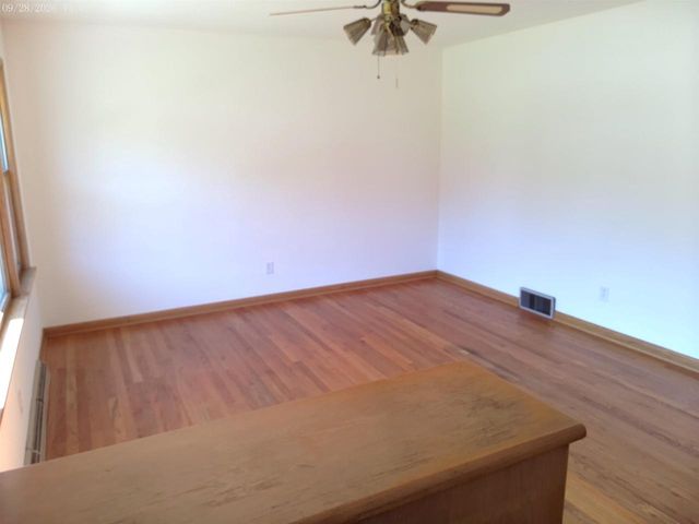 202 SUNSET Drive, Deforest, WI 53532