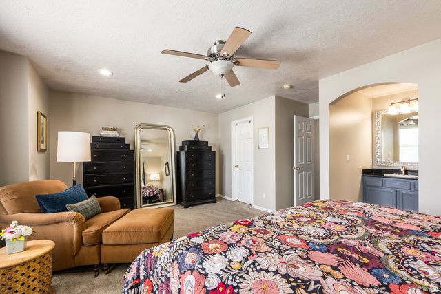 1292 W 2050 S, Woods Cross, UT 84087