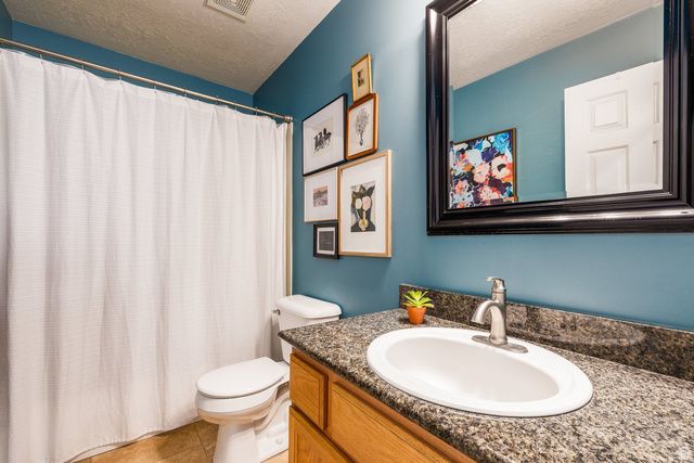 1292 W 2050 S, Woods Cross, UT 84087