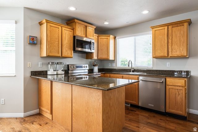 1292 W 2050 S, Woods Cross, UT 84087