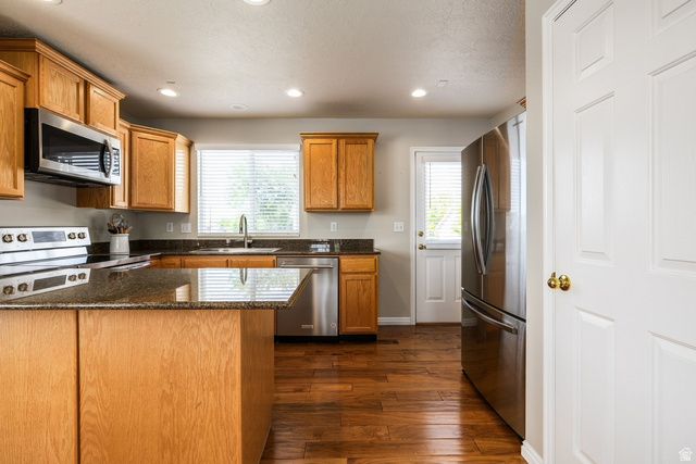 1292 W 2050 S, Woods Cross, UT 84087