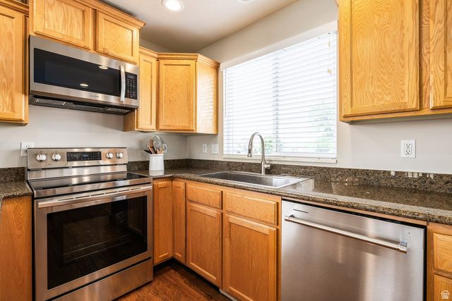 1292 W 2050 S, Woods Cross, UT 84087