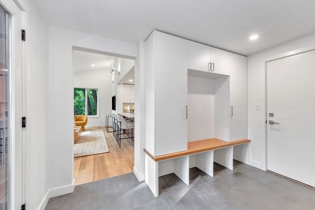39 Winslow St, Concord, MA 01742