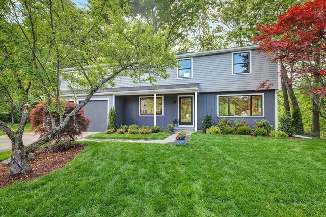 39 Winslow St, Concord, MA 01742