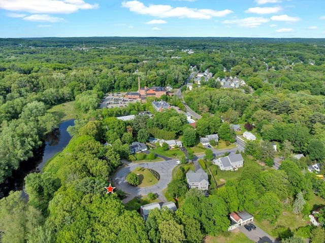 39 Winslow St, Concord, MA 01742