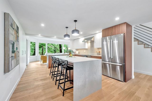 39 Winslow St, Concord, MA 01742