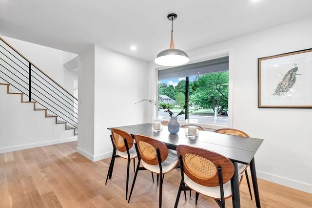 39 Winslow St, Concord, MA 01742
