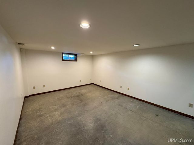 825 Michael Street, Kingsford, MI 49802