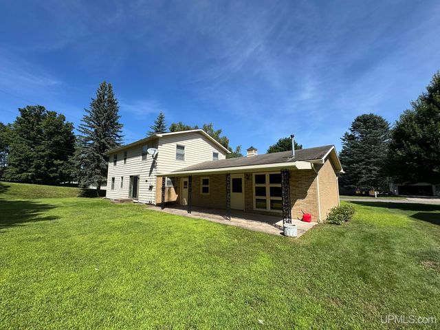 825 Michael Street, Kingsford, MI 49802