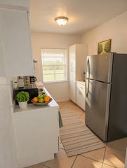 146 NE 1st Ave 1, Dania Beach, FL 33004