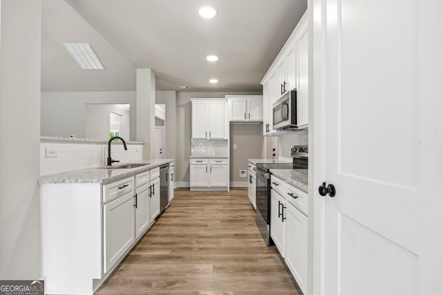 206 Railroad Street, Gray, GA 31032