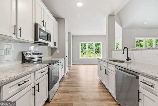 206 Railroad Street, Gray, GA 31032