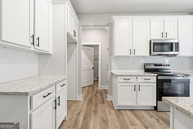 206 Railroad Street, Gray, GA 31032