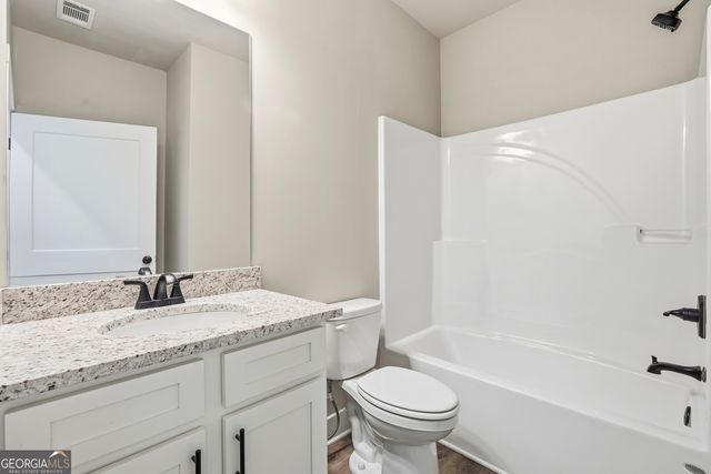 206 Railroad Street, Gray, GA 31032