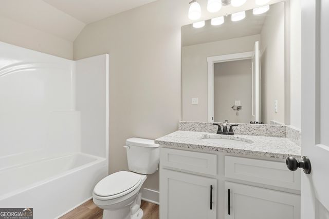 206 Railroad Street, Gray, GA 31032