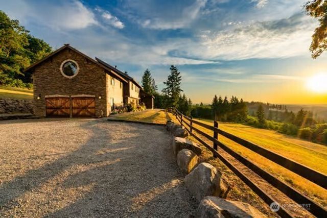 33510 NE Kelly Road, Yacolt, WA 98675