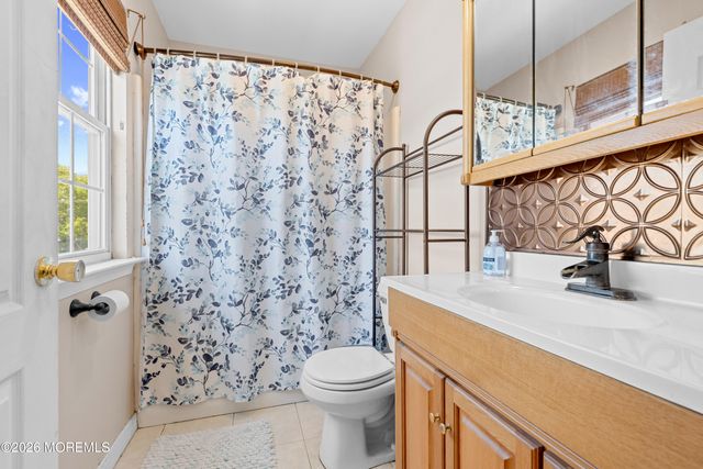 603 Ocean Avenue, Union Beach, NJ 07735