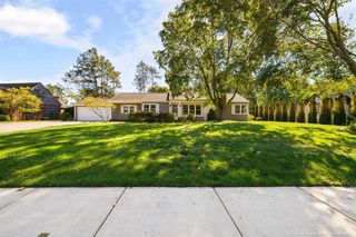 244 Grand Avenue, Grand Haven, MI 49417