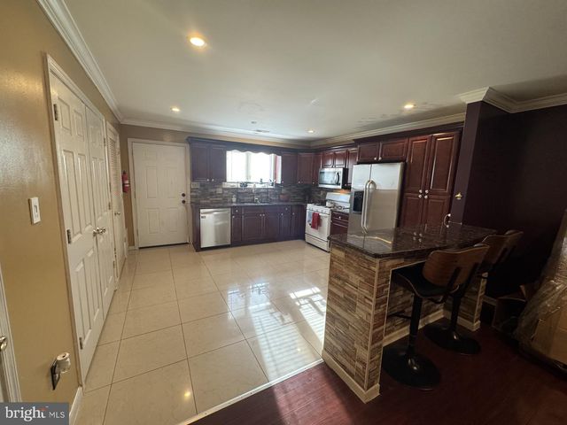 318 STATE ST, Camden, NJ 08102