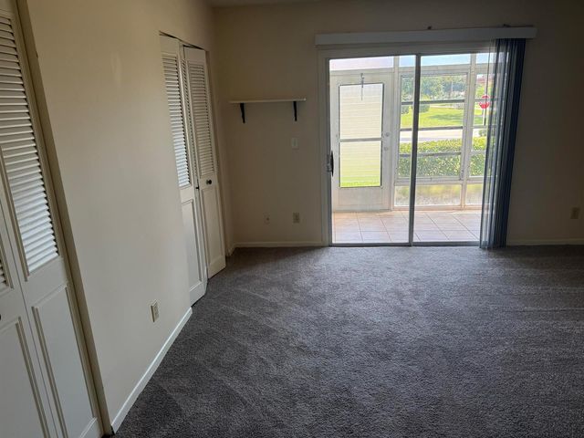 76 Royal Oak Drive 104, Vero Beach, FL 32962