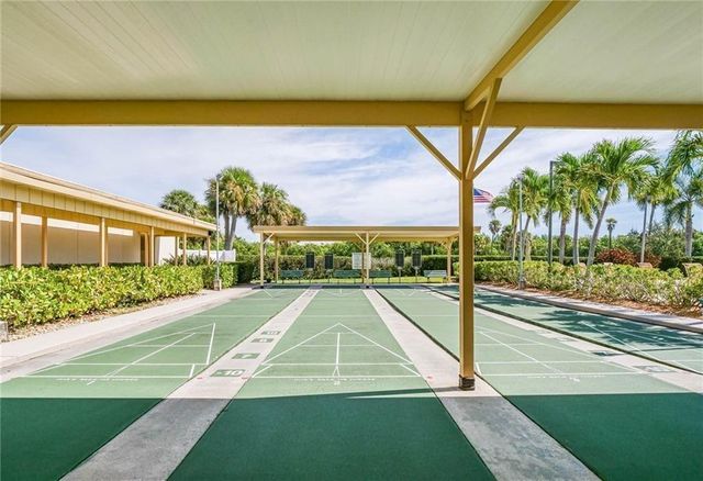76 Royal Oak Drive 104, Vero Beach, FL 32962
