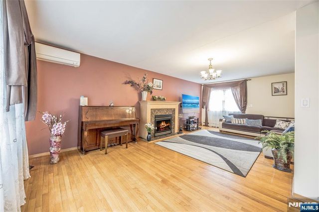 255 Jefferson Avenue, River Edge, NJ 07661
