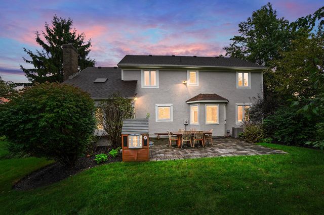 8640 Finlarig Drive, Dublin, OH 43017