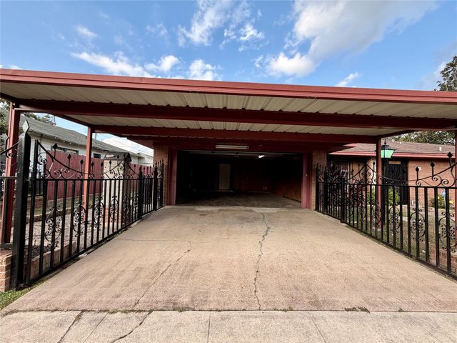 7007 Avenue F, Houston, TX 77011