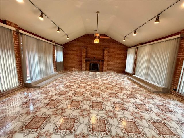 7007 Avenue F, Houston, TX 77011