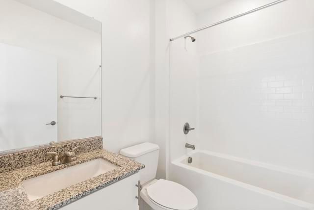 5480 seacliffe Place 44, San Diego, CA 92154