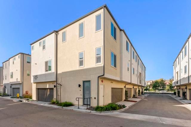 5480 seacliffe Place 44, San Diego, CA 92154