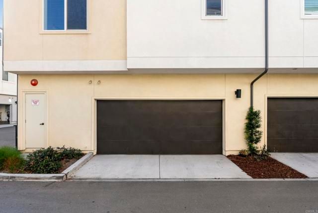 5480 seacliffe Place 44, San Diego, CA 92154