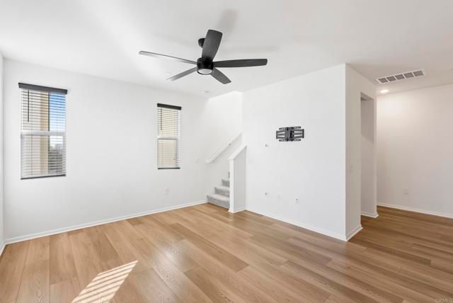 5480 seacliffe Place 44, San Diego, CA 92154