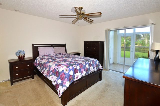 2 Vista Gardens Trail 106, Vero Beach, FL 32962