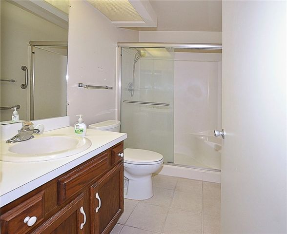 2 Vista Gardens Trail 106, Vero Beach, FL 32962