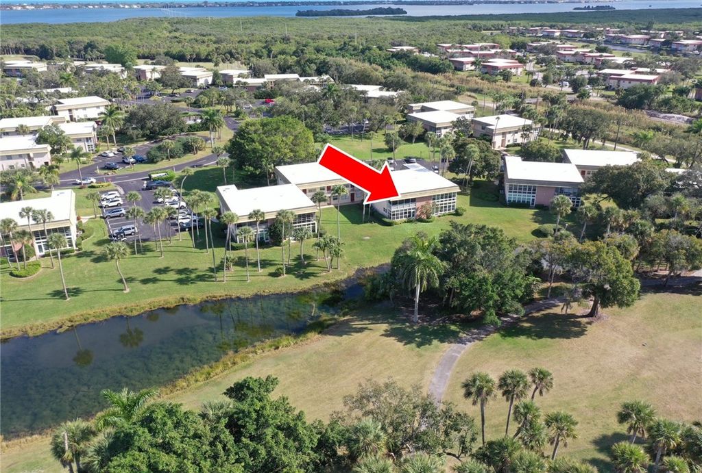 2 Vista Gardens Trail 106, Vero Beach, FL 32962