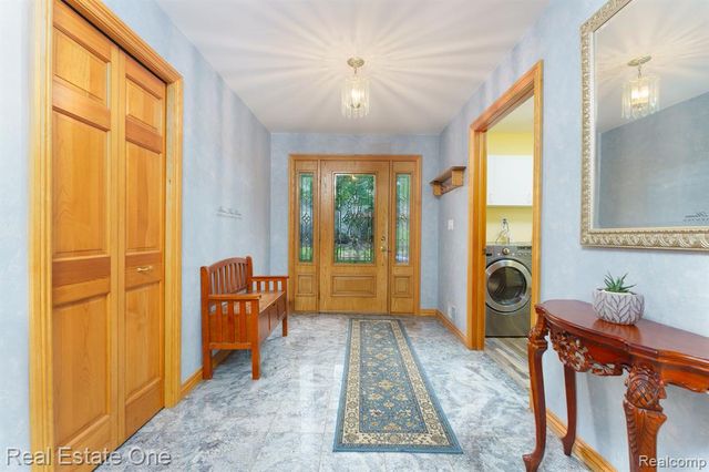 11770 Woodview, Pinckney, MI 48169