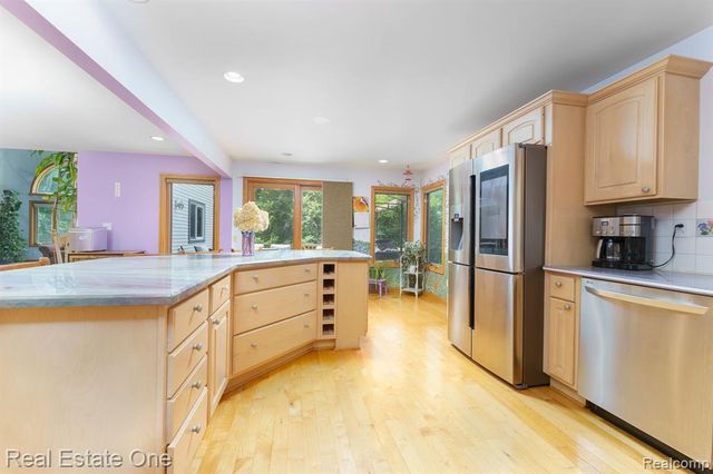 11770 Woodview, Pinckney, MI 48169