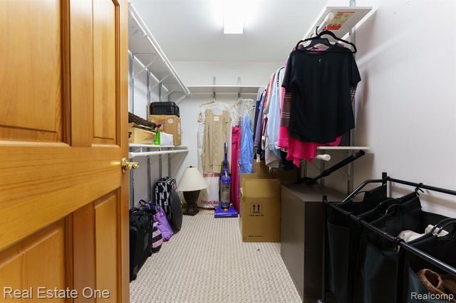 11770 Woodview, Pinckney, MI 48169