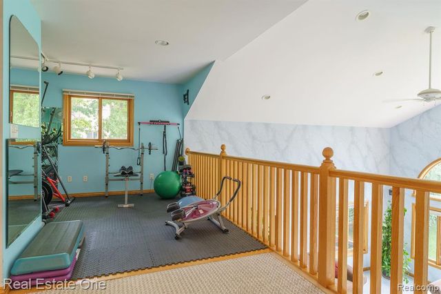 11770 Woodview, Pinckney, MI 48169