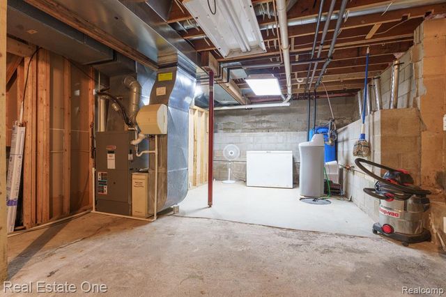 11770 Woodview, Pinckney, MI 48169