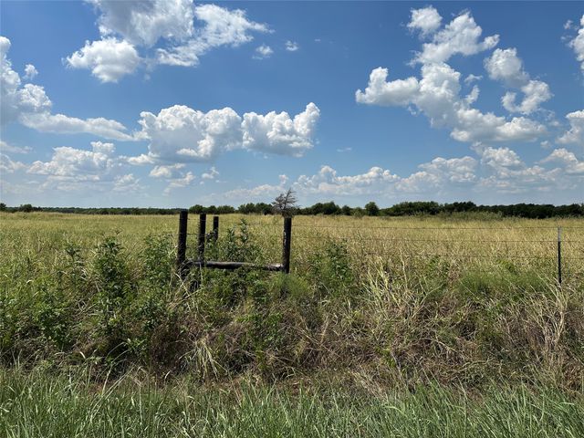 3767 Eastline Road, Whitewright, TX 75491