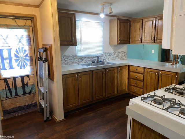 43605 Teal Circle, Clinton Twp, MI 48036