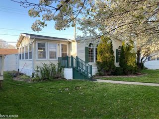 43605 Teal Circle, Clinton Twp, MI 48036