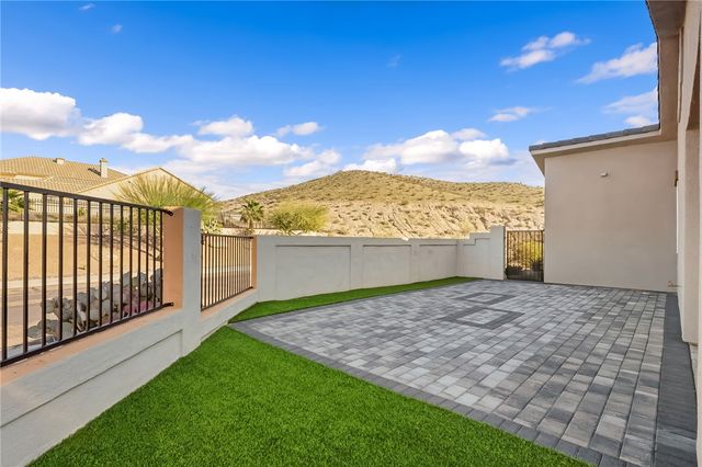 2875 Cactus Bloom Drive, Bullhead City, AZ 86429